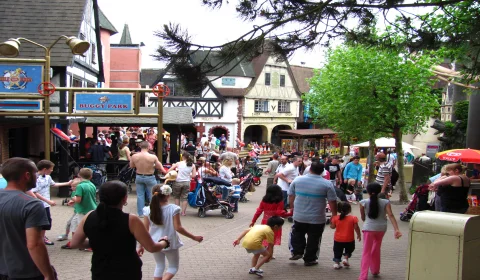 Attraktions-Highlight im Chessington World of Adventures 🎡🎠